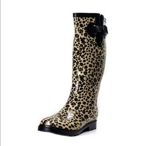 OwnShoe Mid Calf Leopard Print Rain Boots